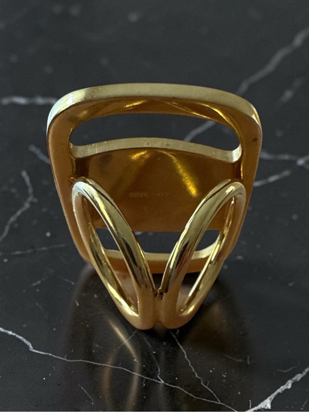 Salvatore Ferragamo Gold Embossed Ferragamo Scarf Ring - Picture 2 of 5